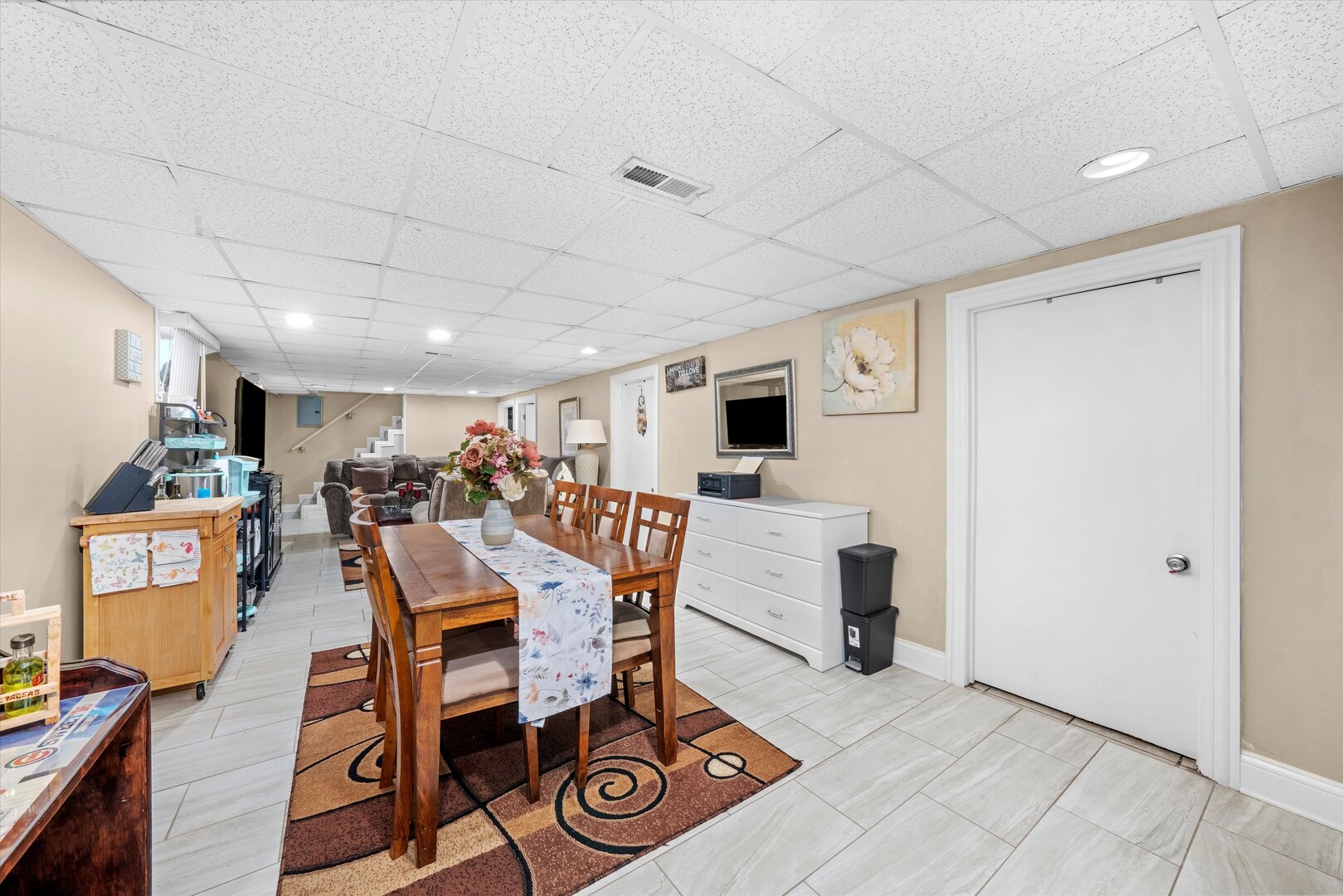 10447 S Green Bay Avenue, Chicago, IL 60617