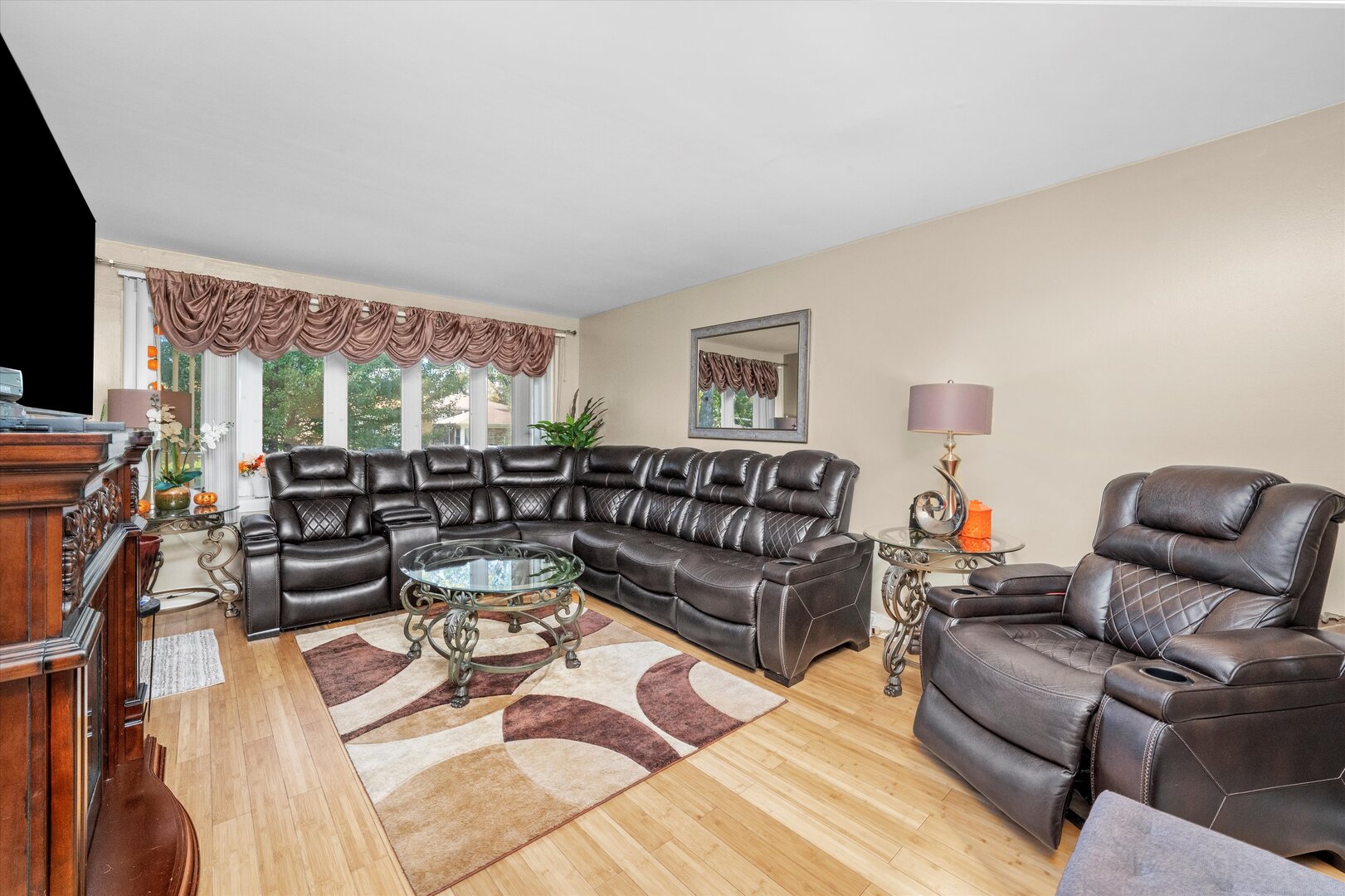 10447 S Green Bay Avenue, Chicago, IL 60617