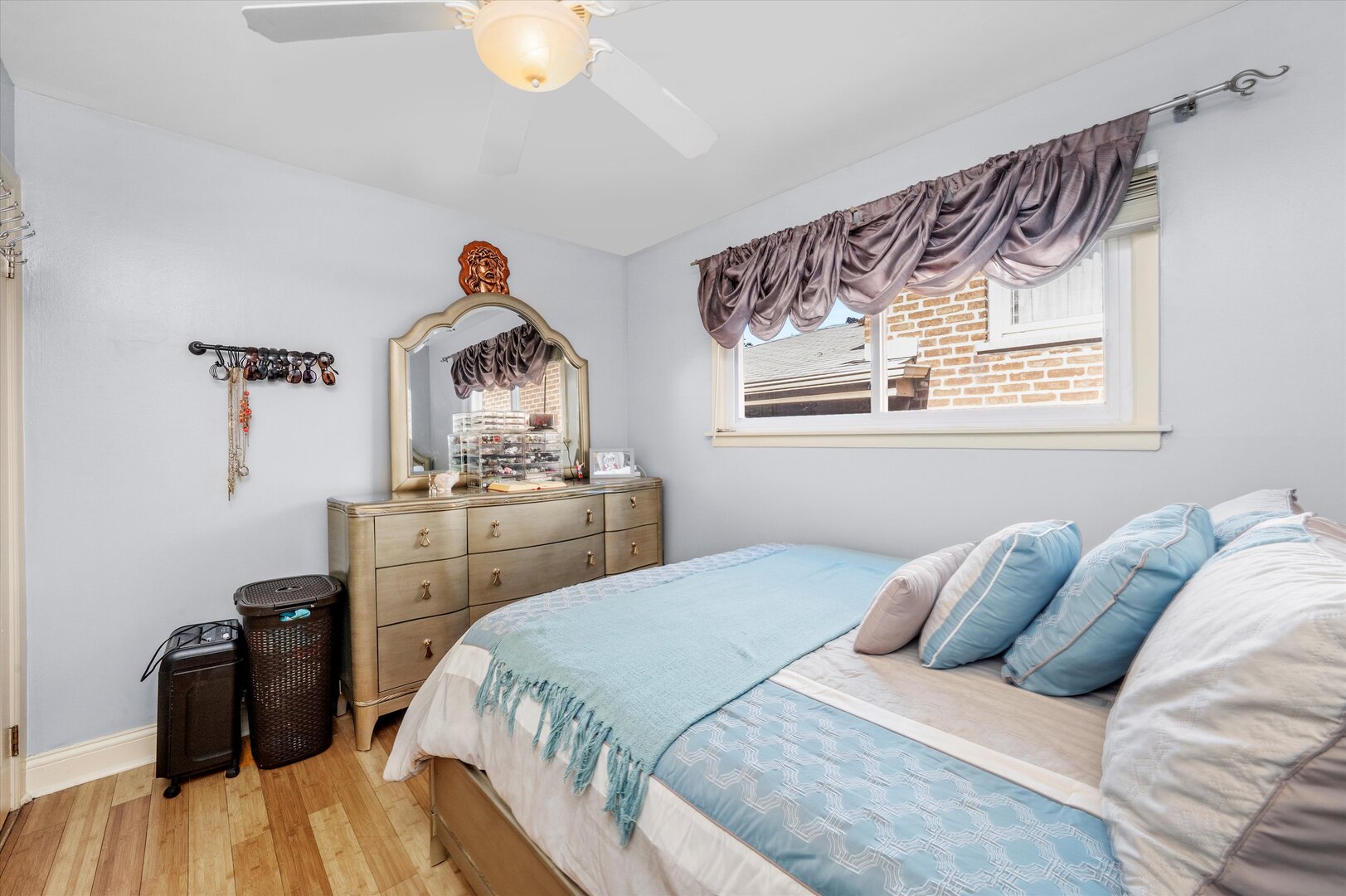 10447 S Green Bay Avenue, Chicago, IL 60617