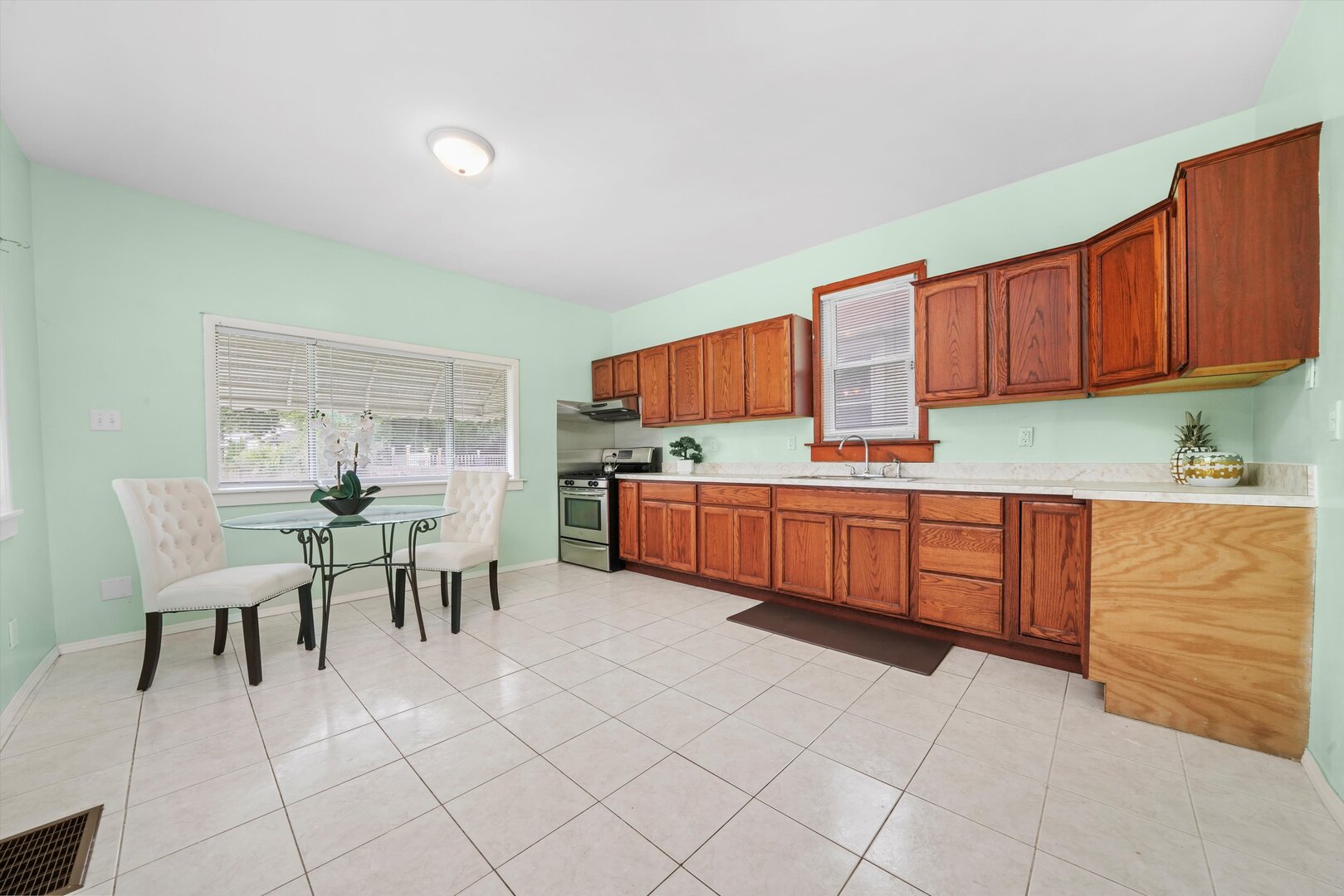 2059 Market Street, Blue Island, IL 60406