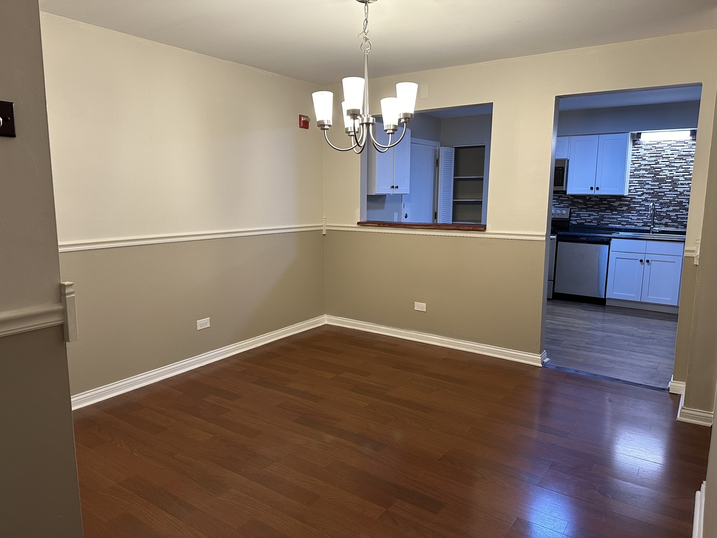 2327 Ogden Avenue #10, Downers Grove, IL 60515