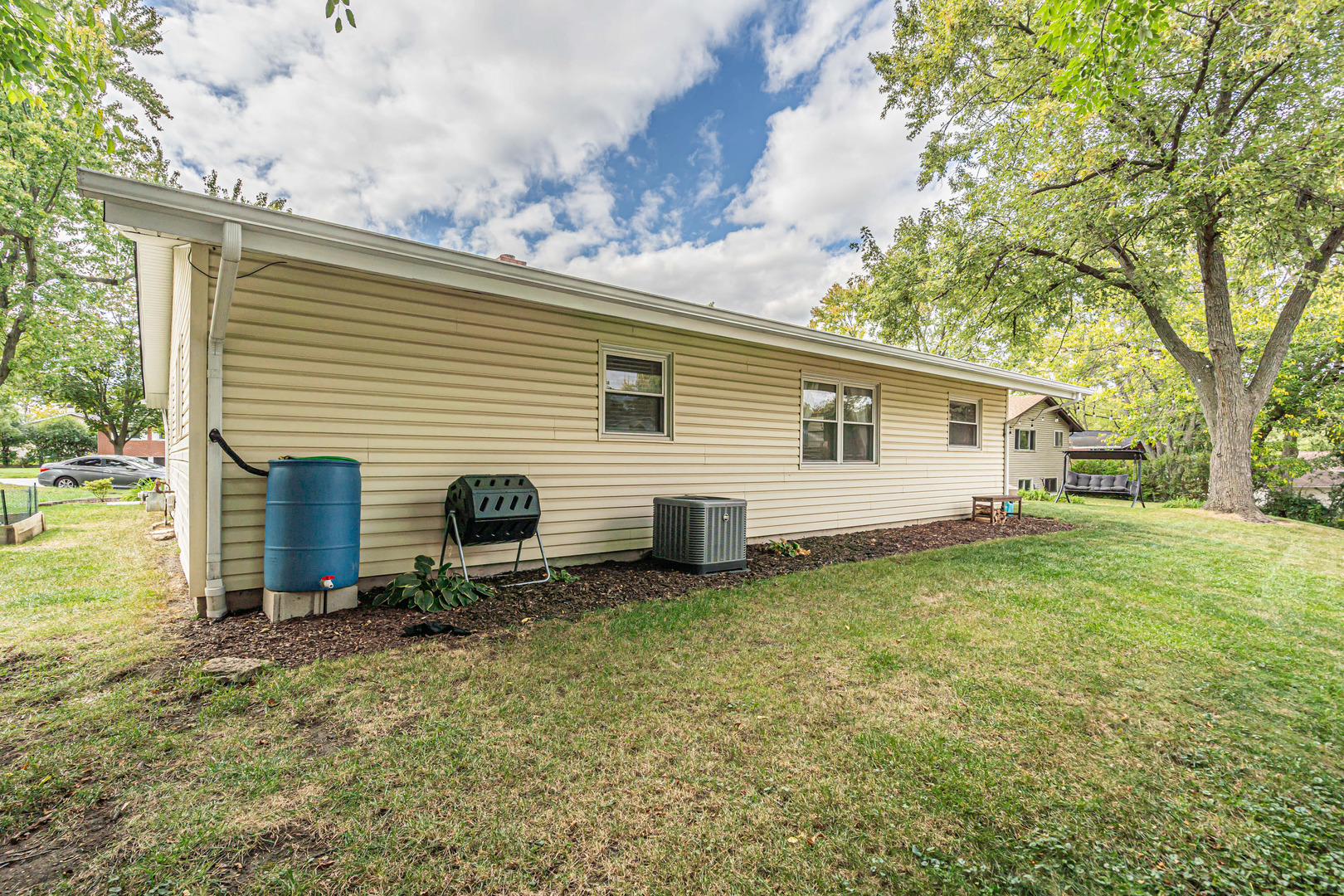 6703 Carpenter Court, Woodridge, IL 60517