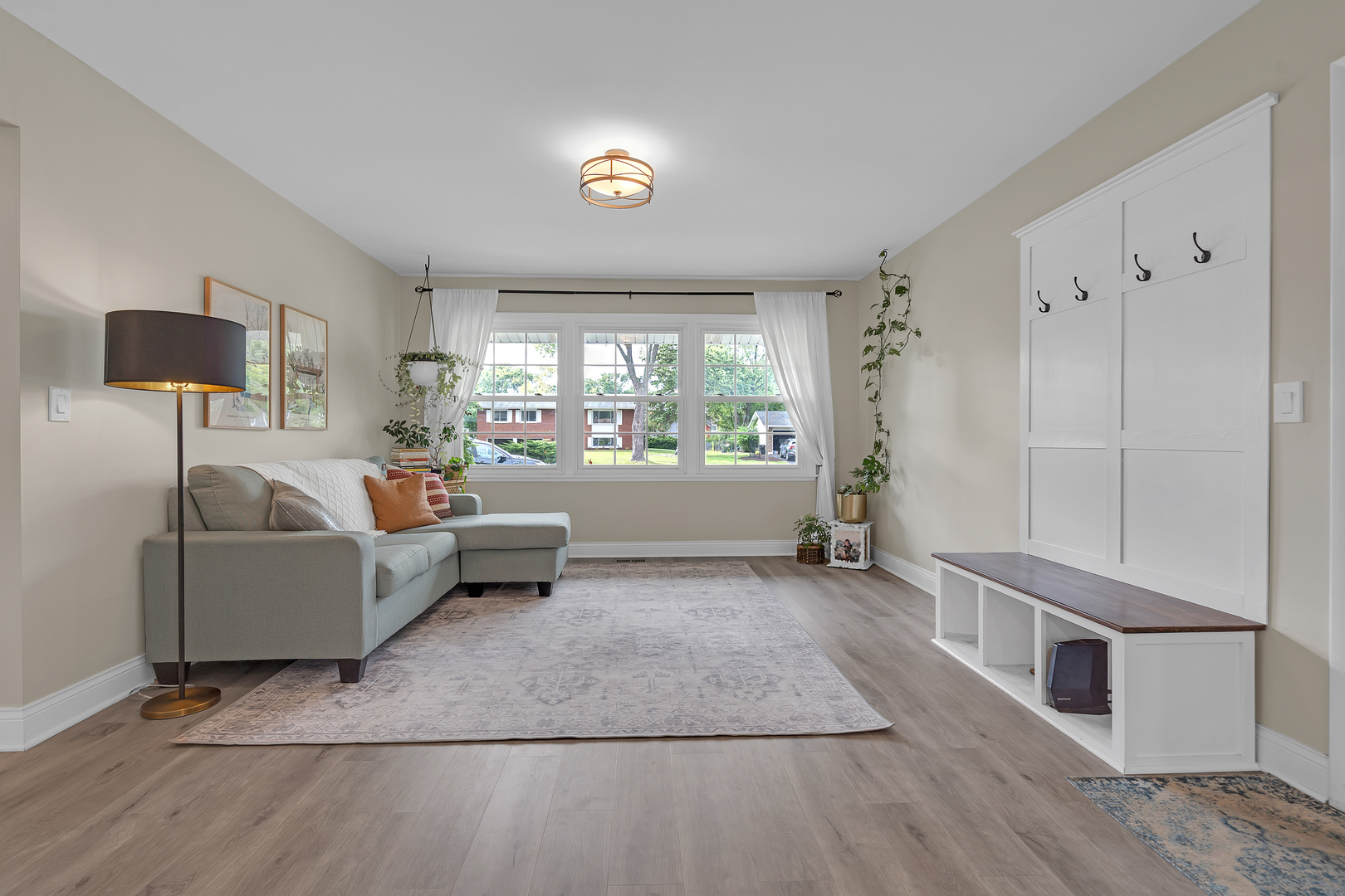 6703 Carpenter Court, Woodridge, IL 60517