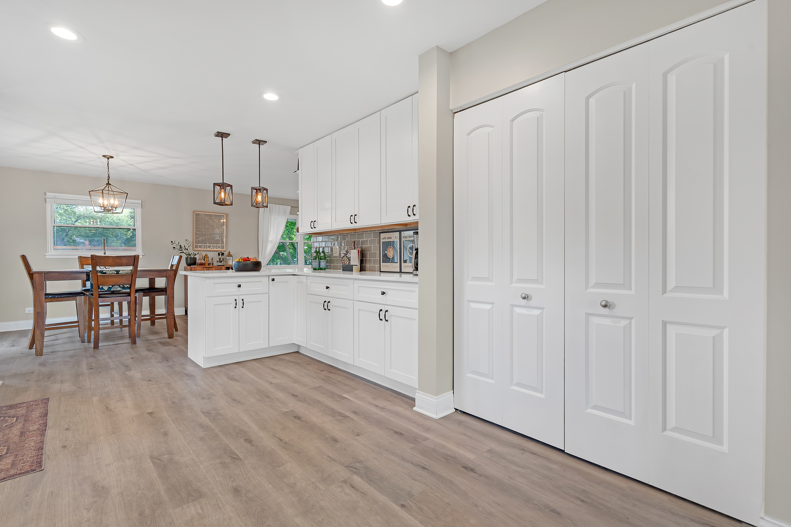 6703 Carpenter Court, Woodridge, IL 60517