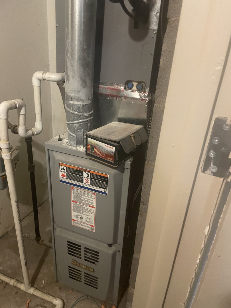 5900 Oakwood Drive #1L, Lisle, IL 60532