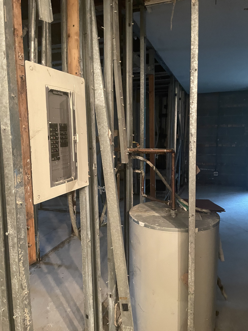 5900 Oakwood Drive #1L, Lisle, IL 60532