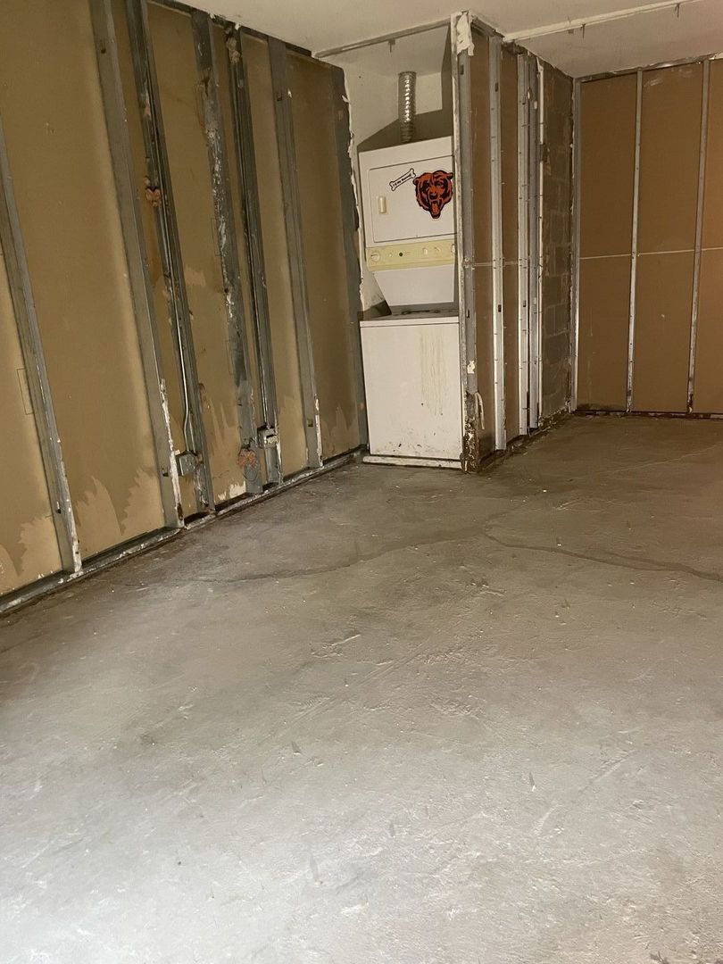 5900 Oakwood Drive #1L, Lisle, IL 60532