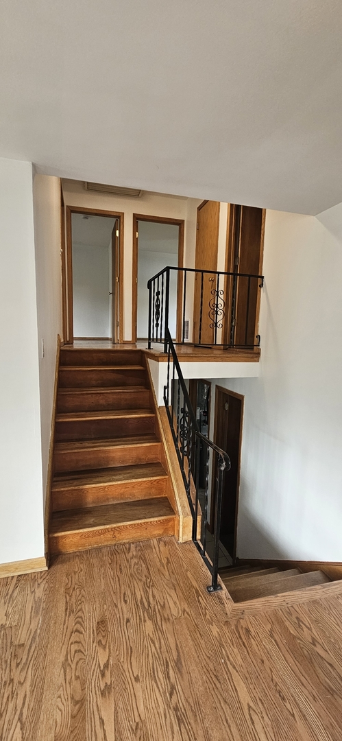 1702 Knoll Avenue, McHenry, IL 60050