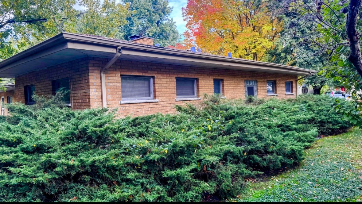 12422 S 70th Court, Palos Heights, IL 60463