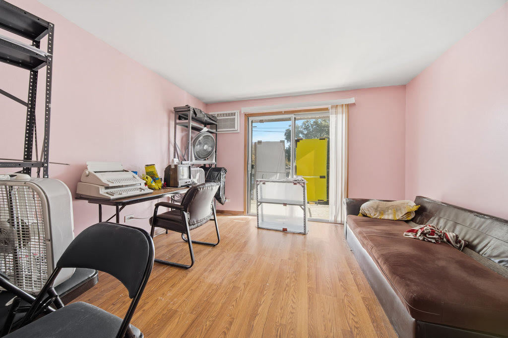 9721 S Cicero Avenue #3E, Oak Lawn, IL 60453