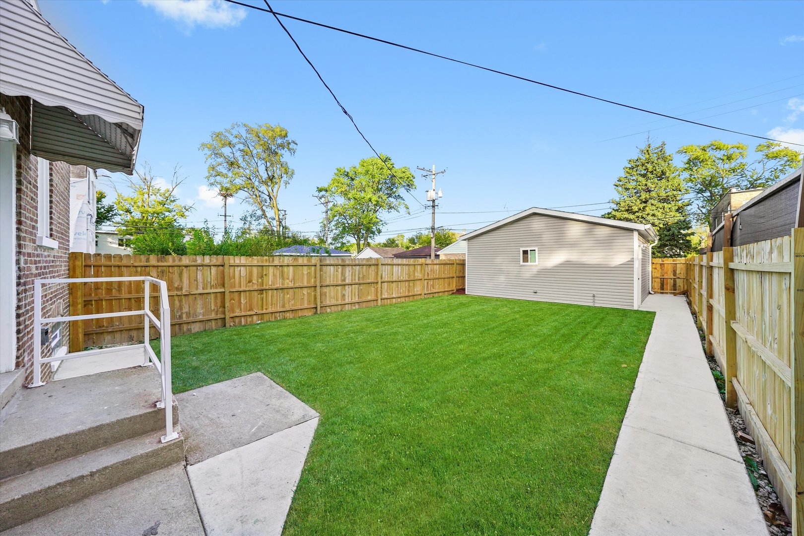 11925 S Lafayette Avenue, Chicago, IL 60628