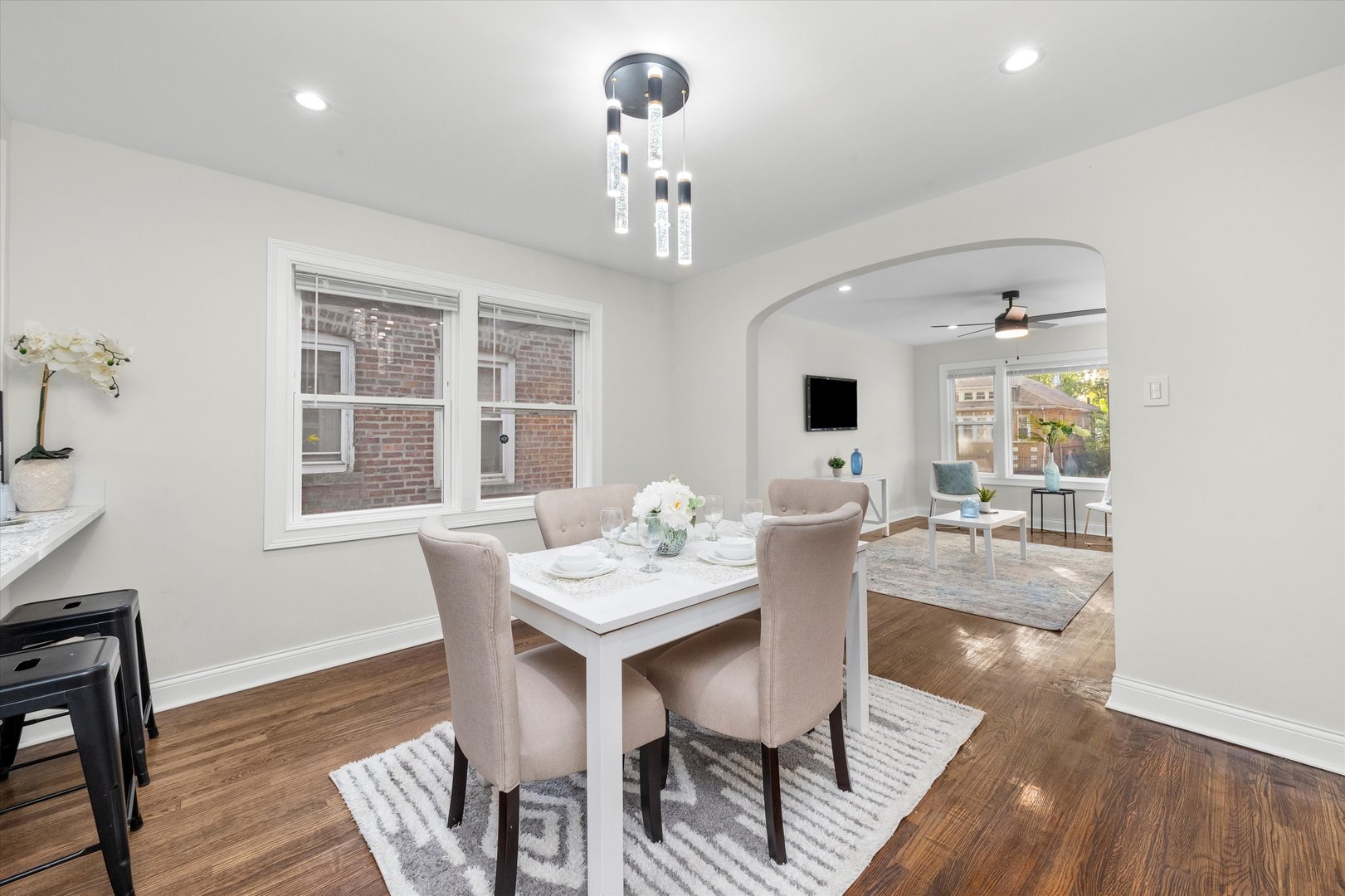 11925 S Lafayette Avenue, Chicago, IL 60628