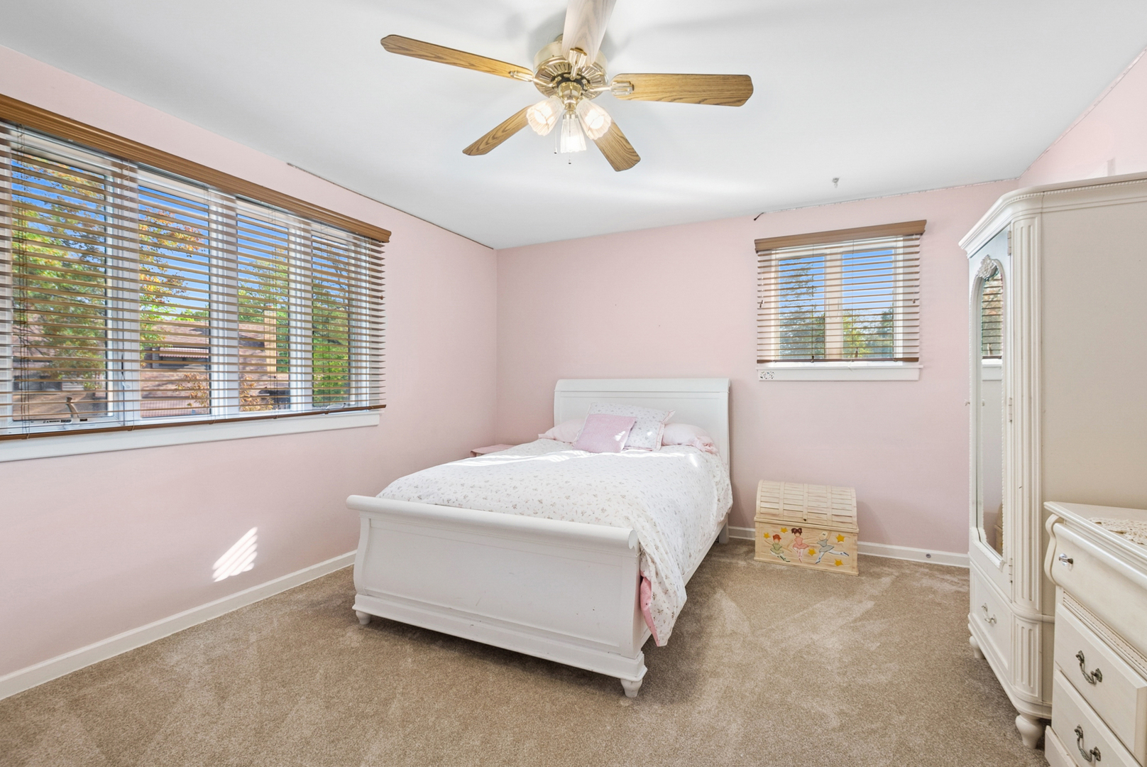 18450 Stedhall Road, Homewood, IL 60430