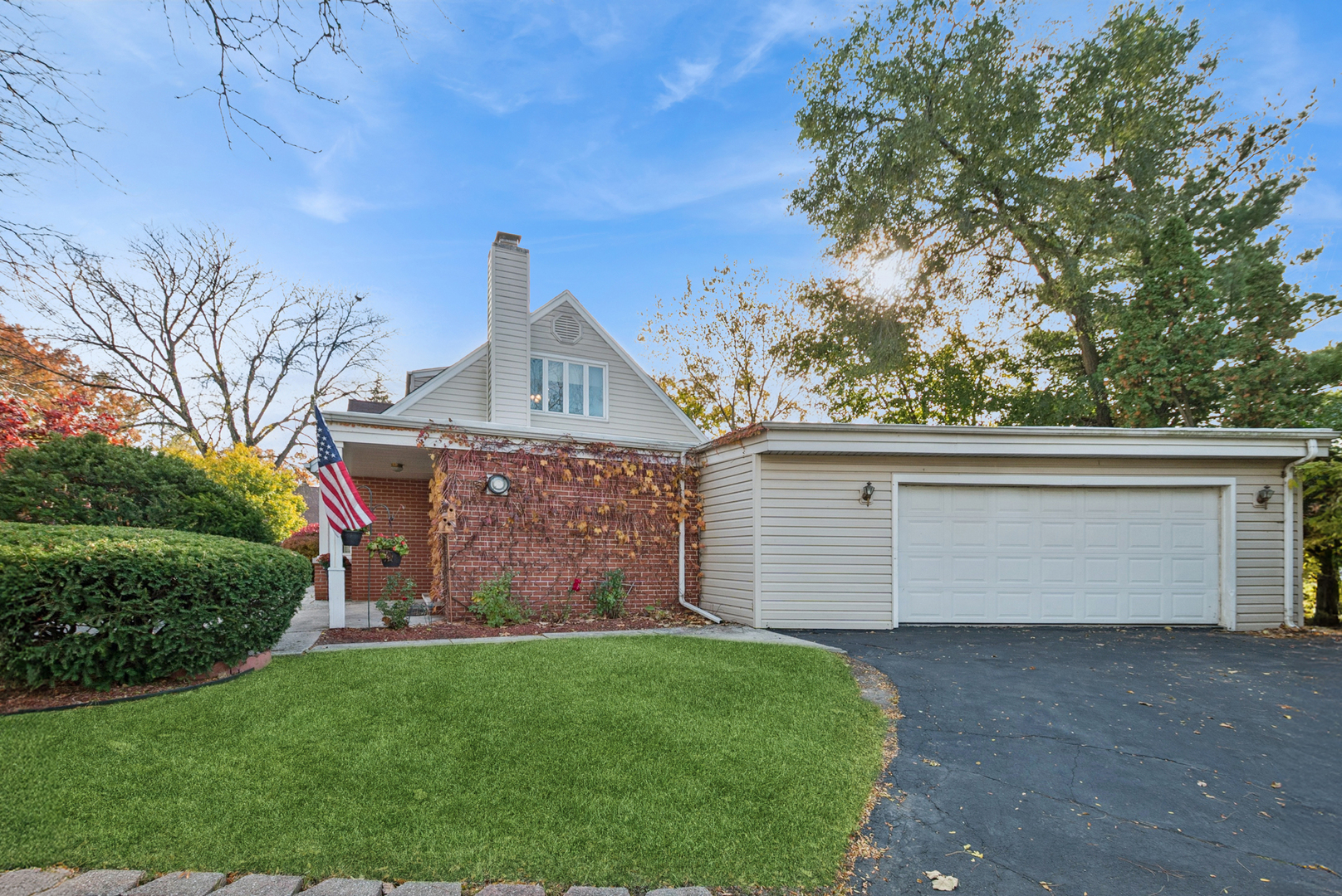 18450 Stedhall Road, Homewood, IL 60430