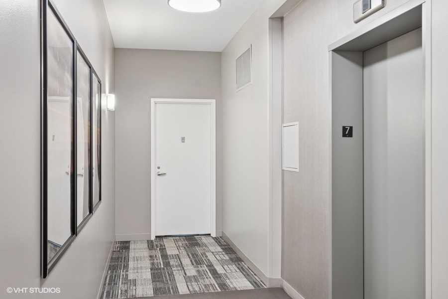 660 W Wayman Street #701, Chicago, IL 60661