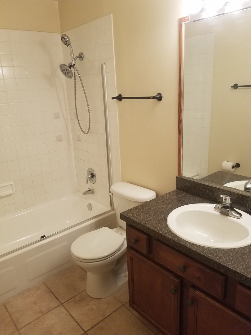 5854 Forest View Road #C, Lisle, IL 60532