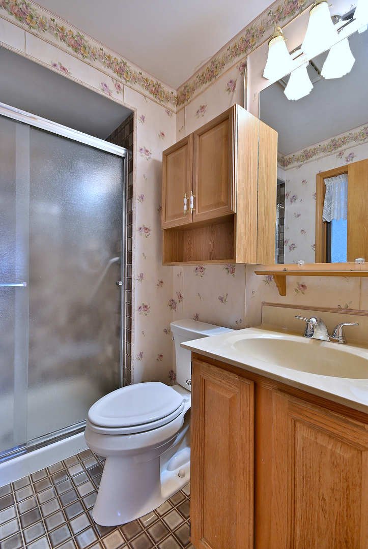 532 66th Street, Downers Grove, IL 60516