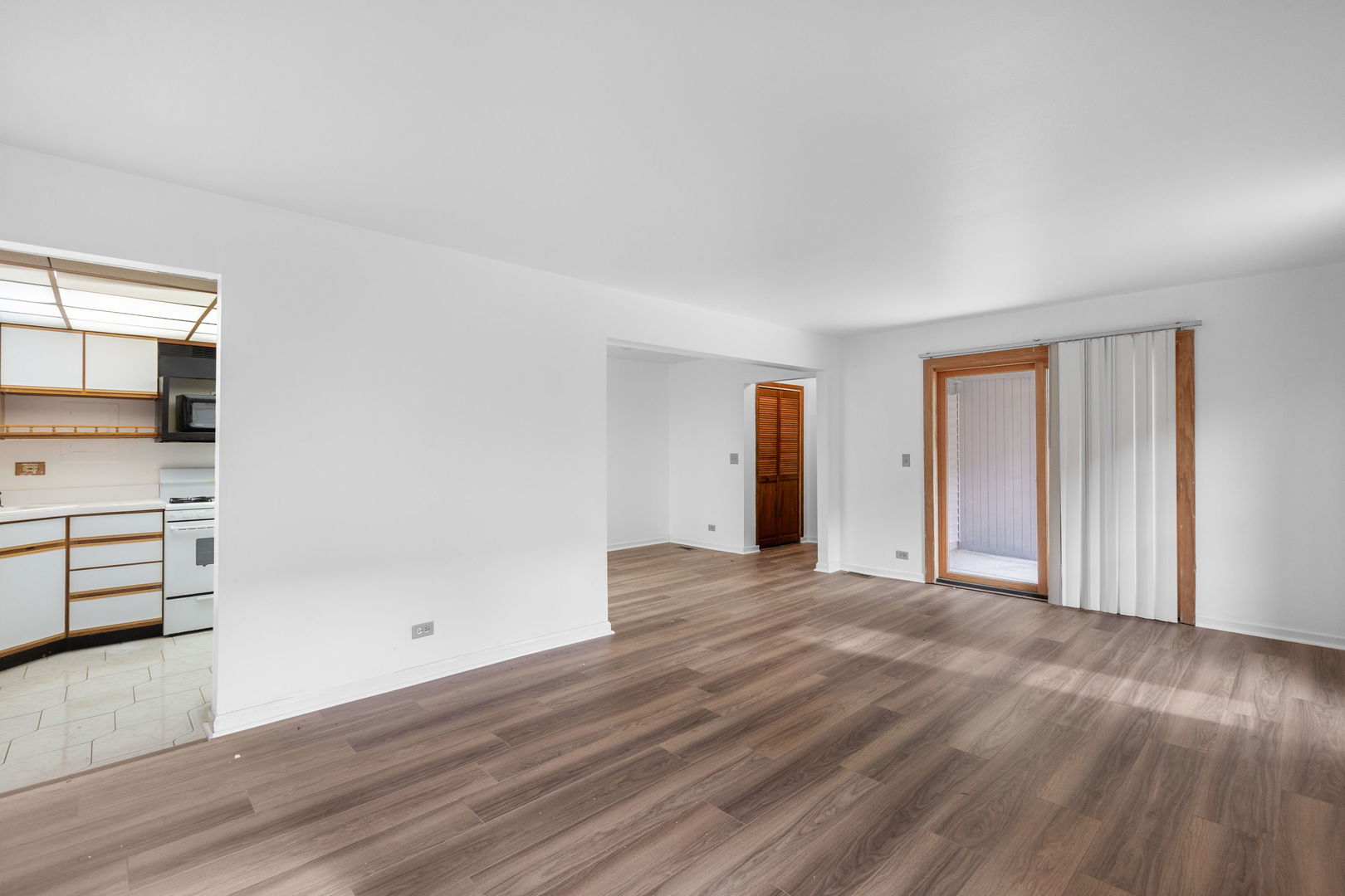 1712 Fayette Walk #D, Hoffman Estates, IL 60169