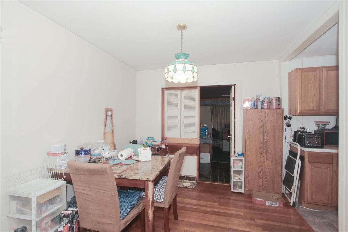 520 E Thacker Street, Des Plaines, IL 60016