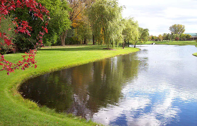 520 E Thacker Street, Des Plaines, IL 60016