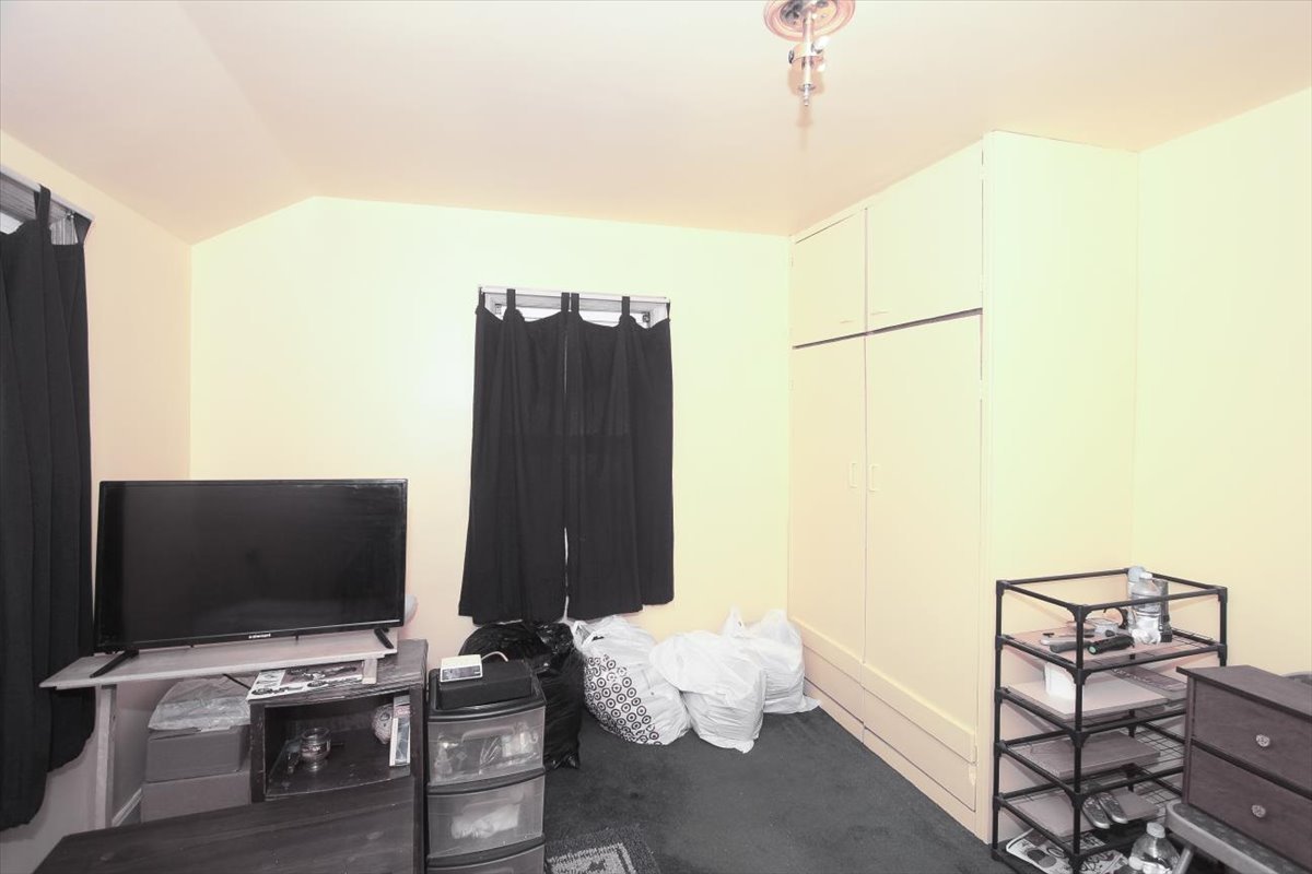 520 E Thacker Street, Des Plaines, IL 60016