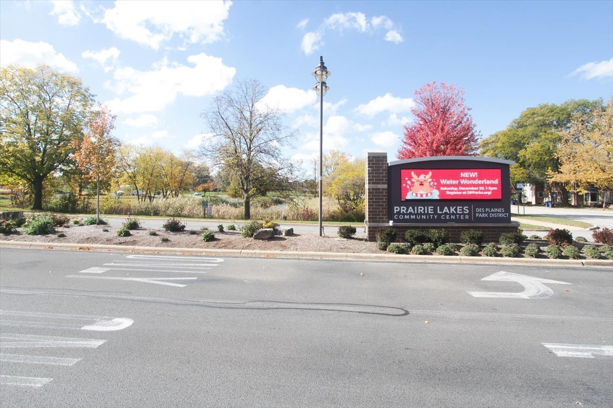 520 E Thacker Street, Des Plaines, IL 60016