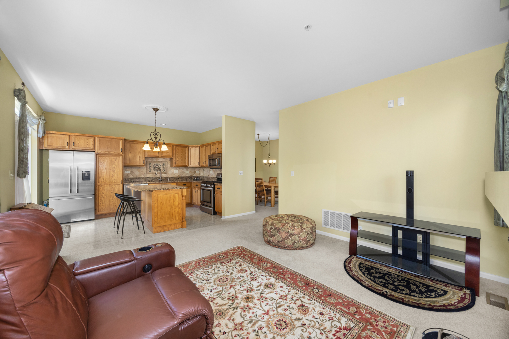 119 Tanglewood Drive #119, Glen Ellyn, IL 60137