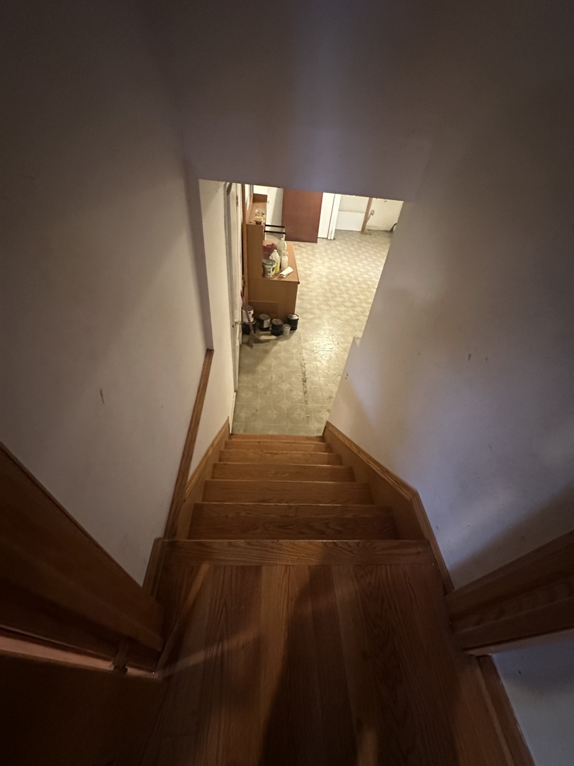 139 N Hemlock Avenue, Wood Dale, IL 60191