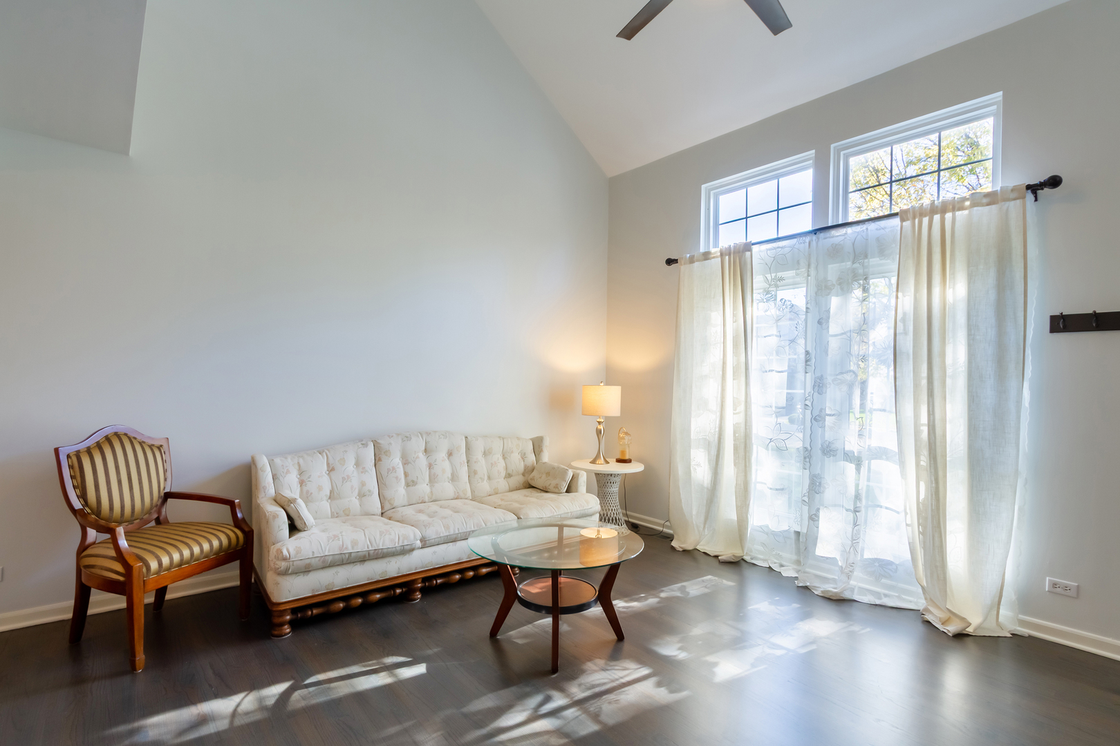 1734 Somerfield Lane, Crystal Lake, IL 60014