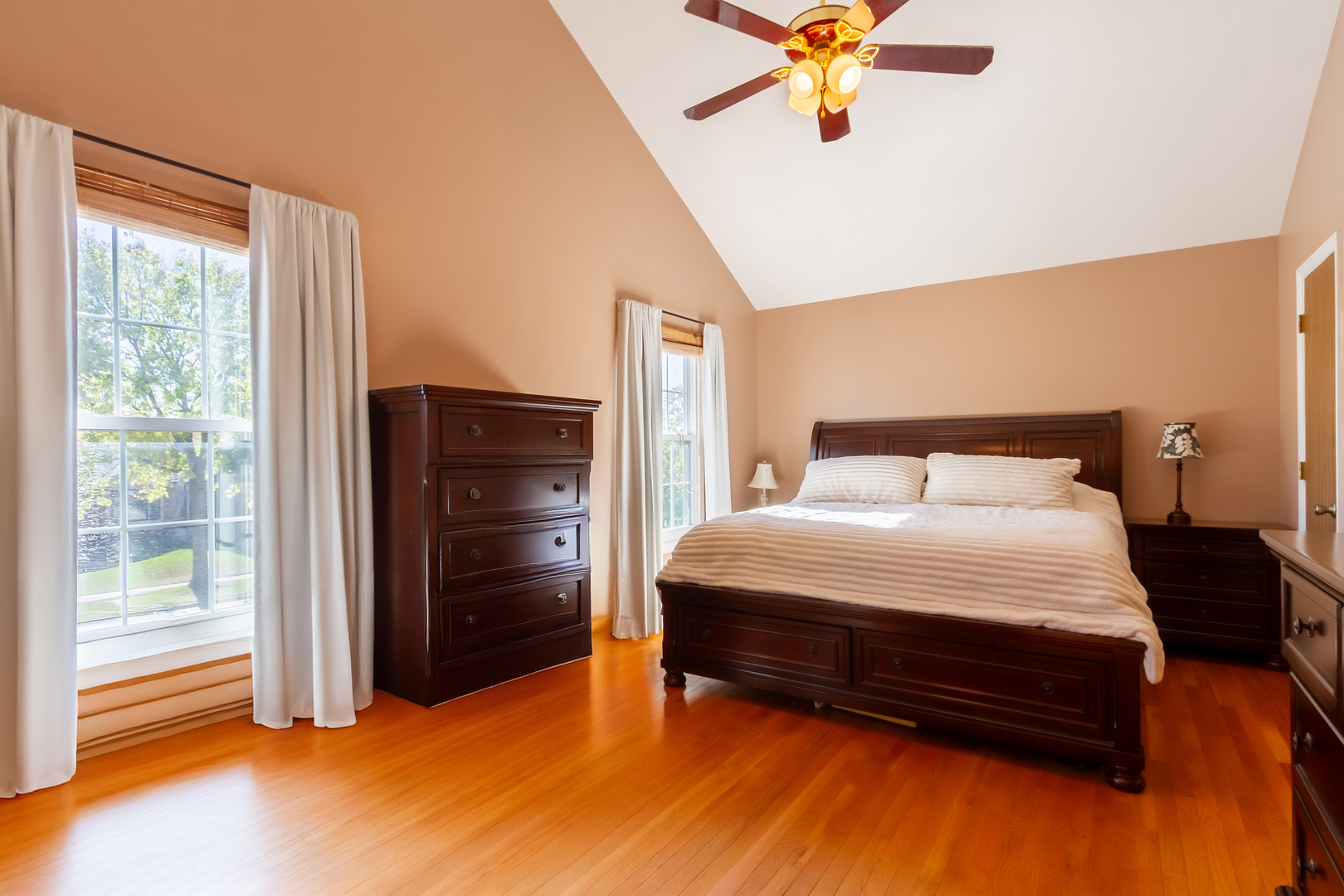 1734 Somerfield Lane, Crystal Lake, IL 60014