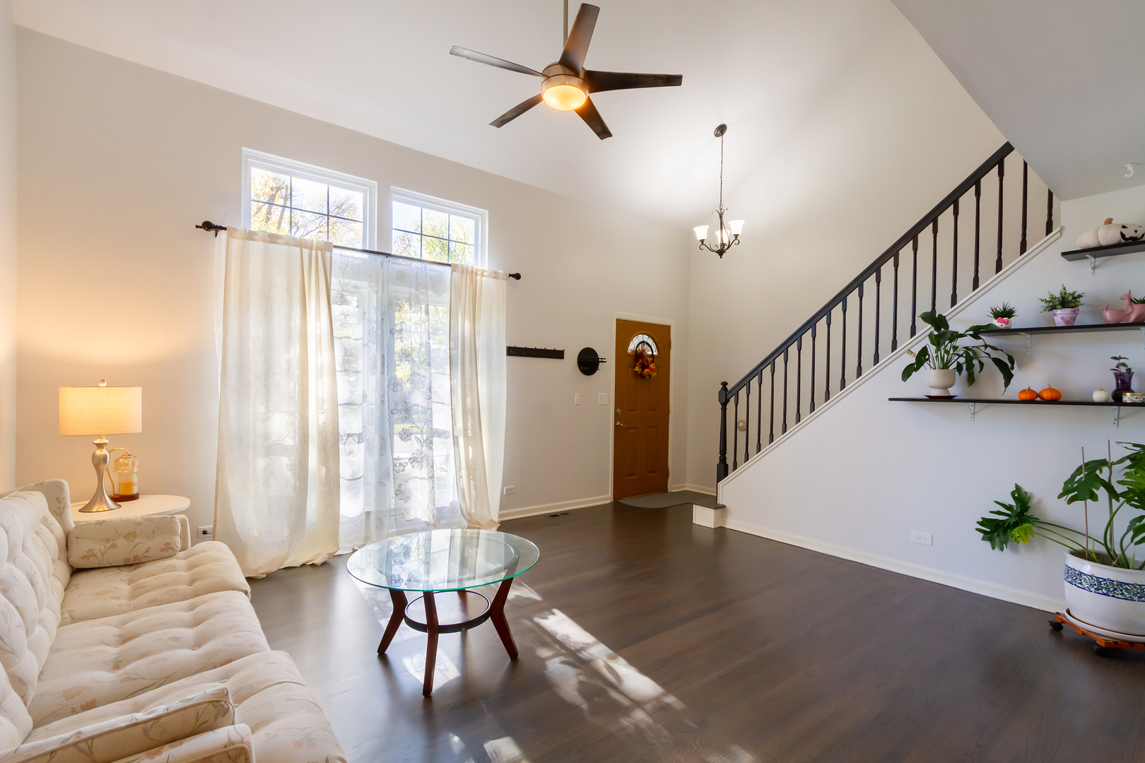 1734 Somerfield Lane, Crystal Lake, IL 60014