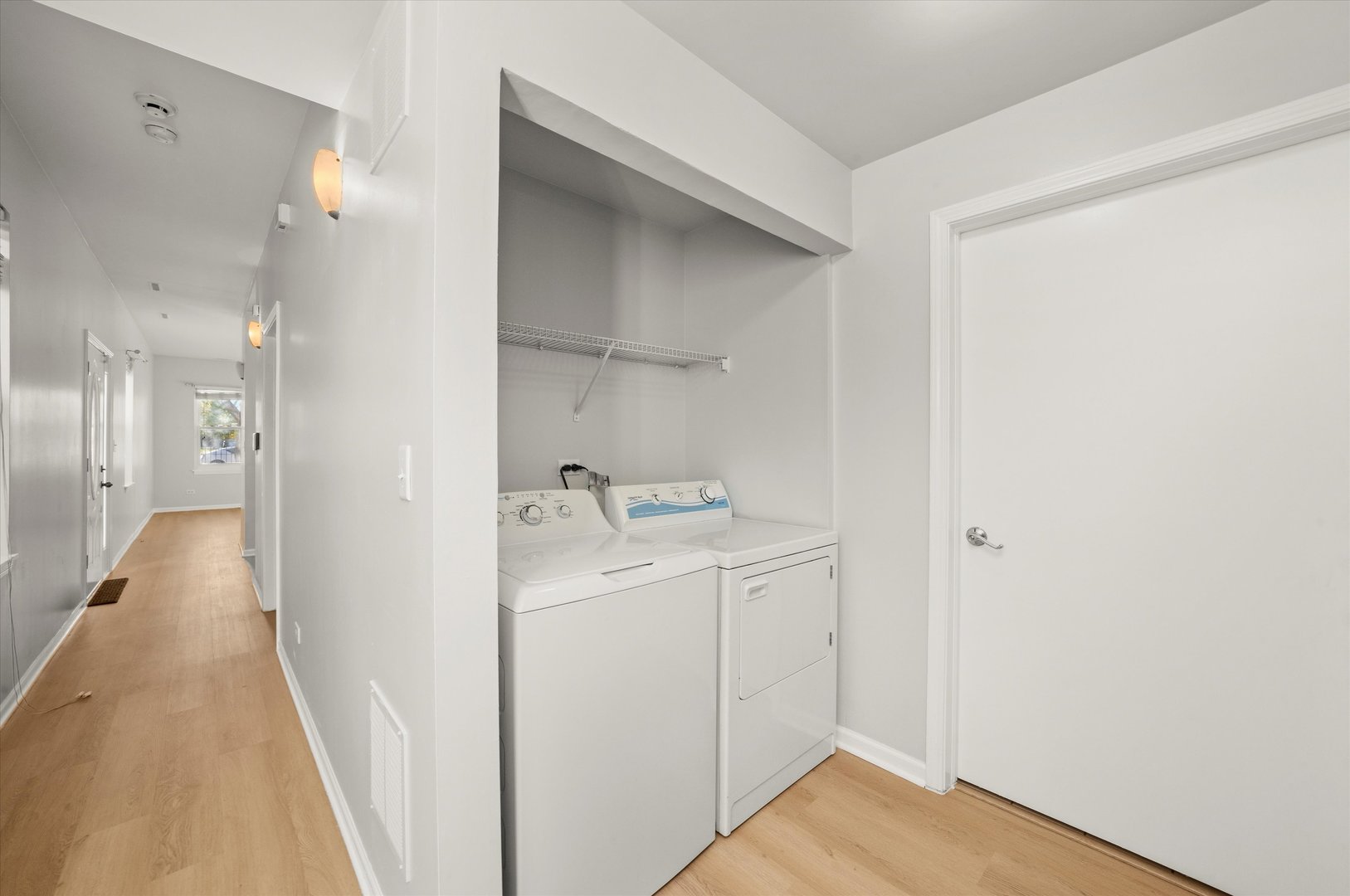 3769 S Lake Park Avenue, Chicago, IL 60653