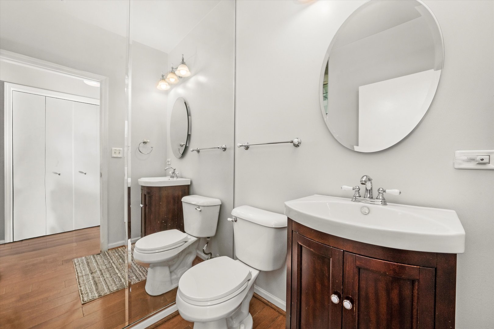 3769 S Lake Park Avenue, Chicago, IL 60653