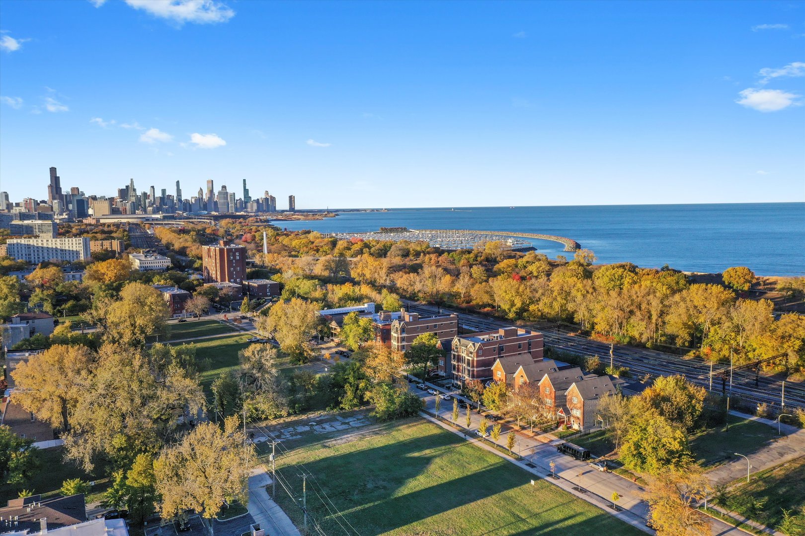 3769 S Lake Park Avenue, Chicago, IL 60653