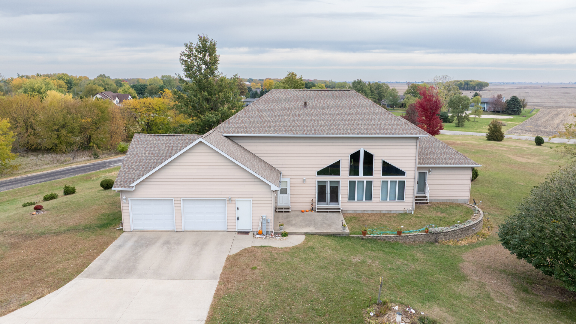 28953 Knob Hill Court, Rock Falls, IL 61071