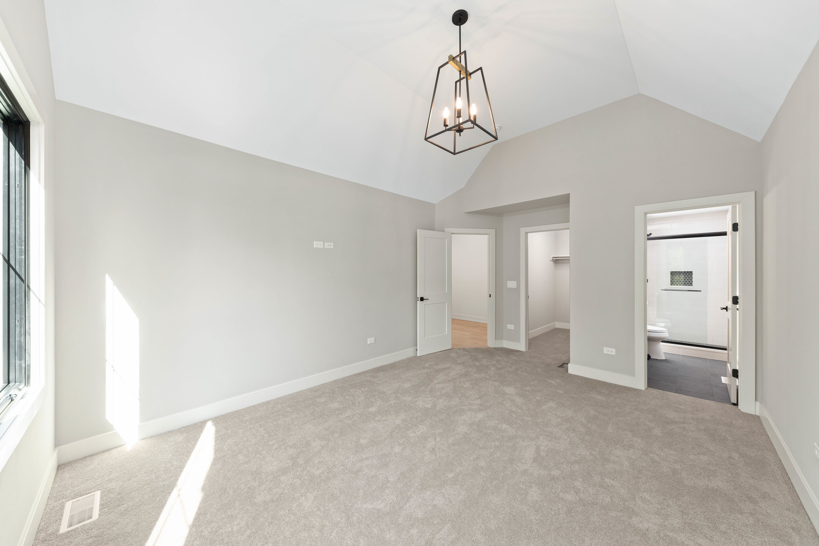 1314 N Eagle Street, Naperville, IL 60563