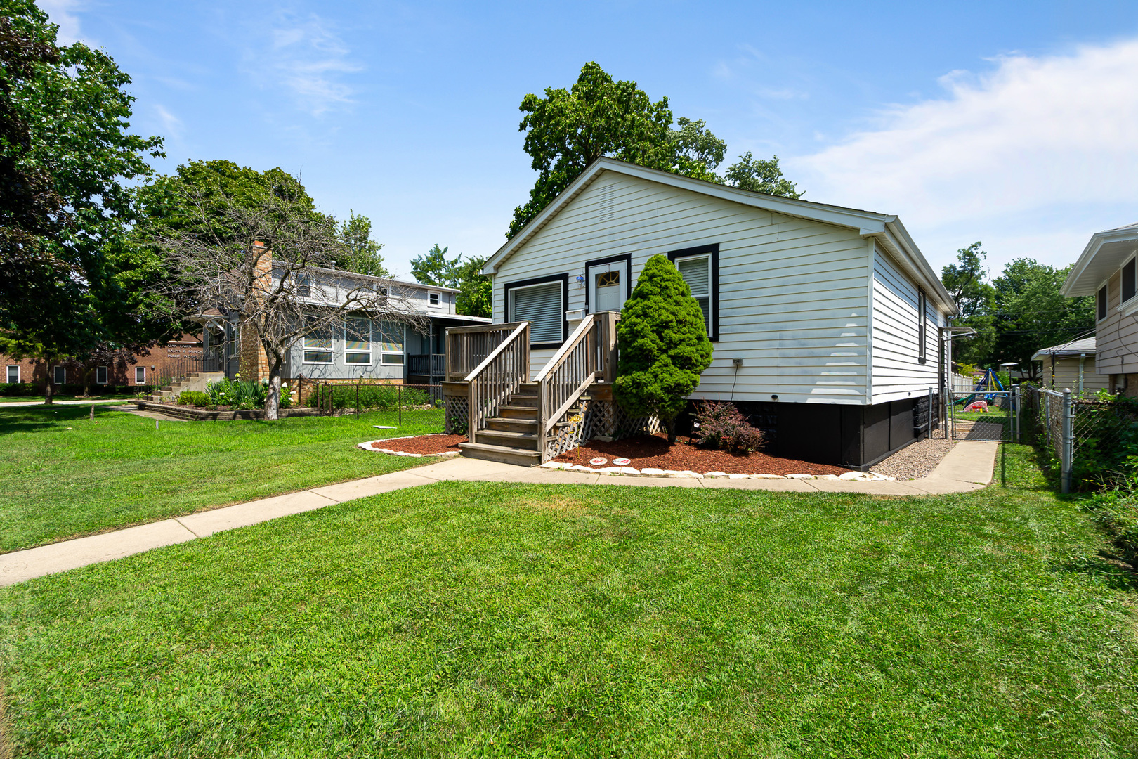 9807 Washington Avenue, Oak Lawn, IL 60453