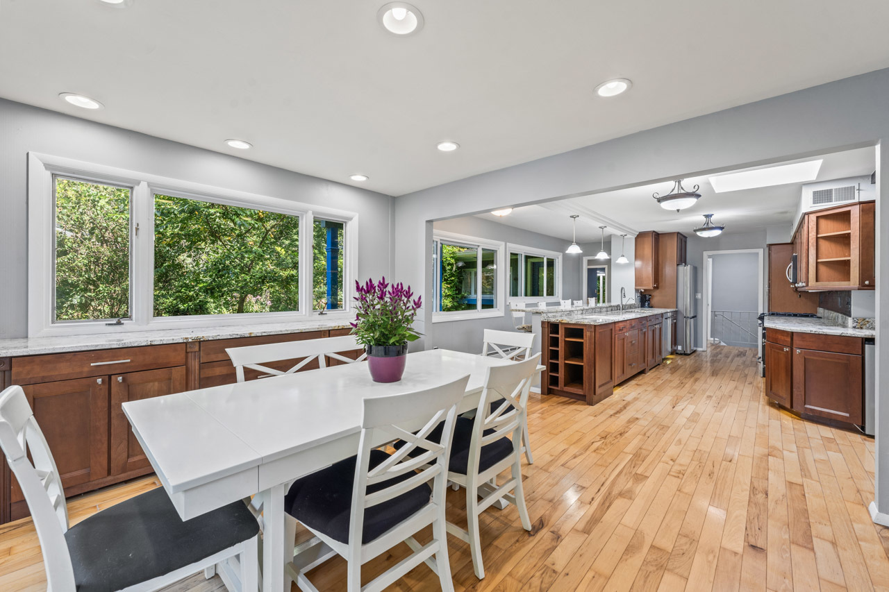 7N949 Stevens Road, St. Charles, IL 60175