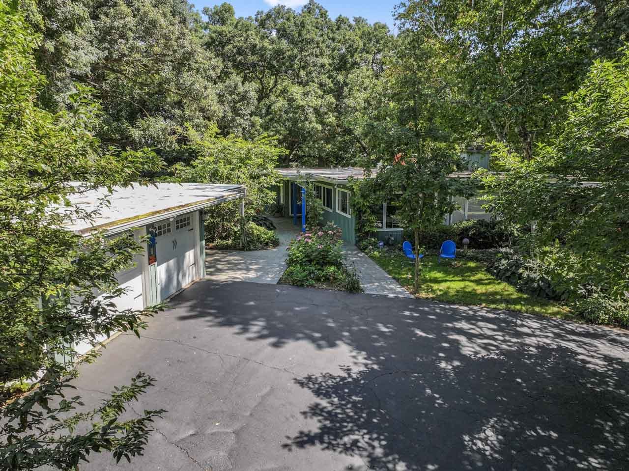 7N949 Stevens Road, St. Charles, IL 60175