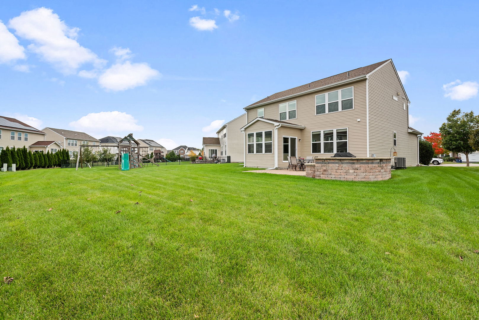 4319 Silver Bell Court, Naperville, IL 60564