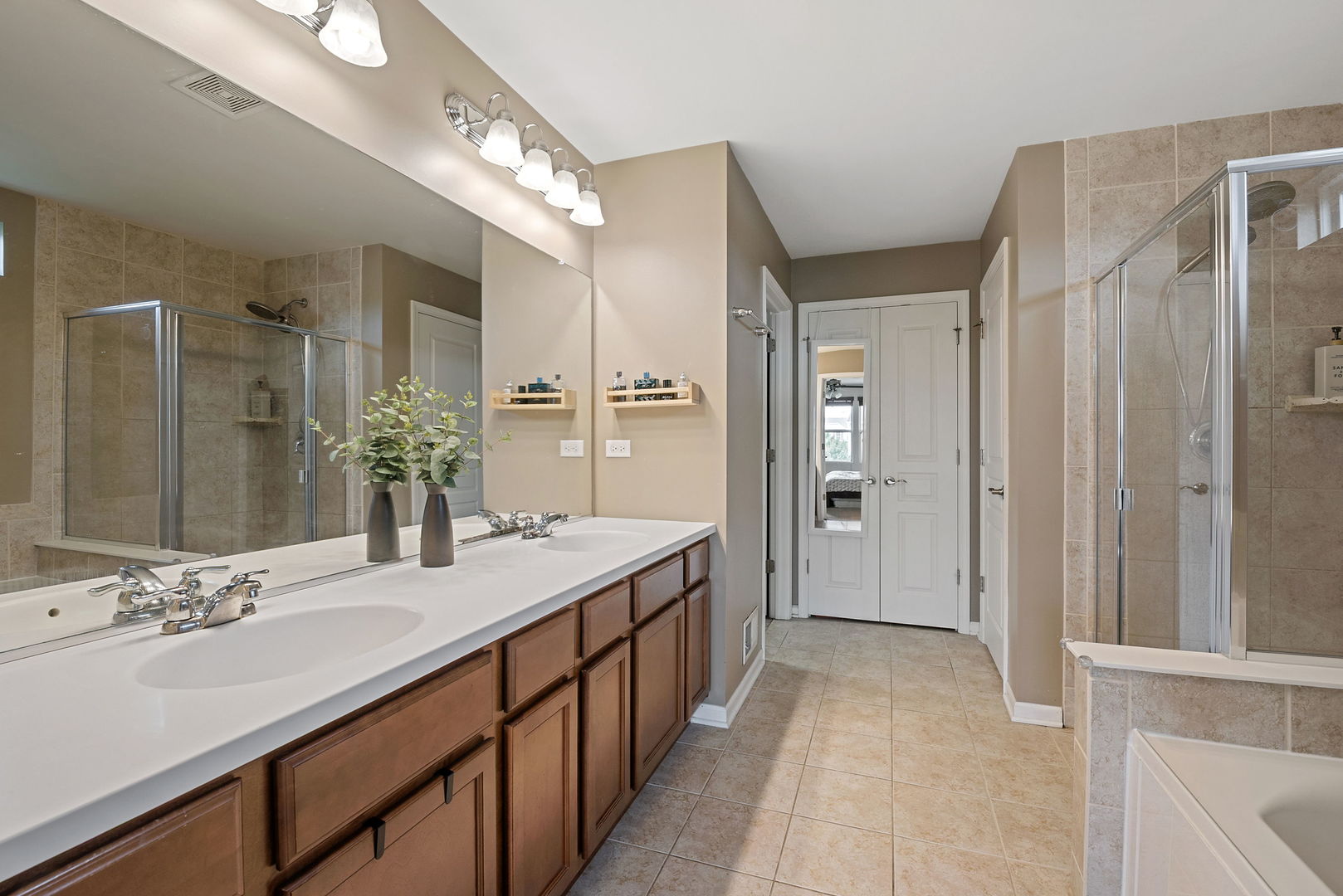 4319 Silver Bell Court, Naperville, IL 60564