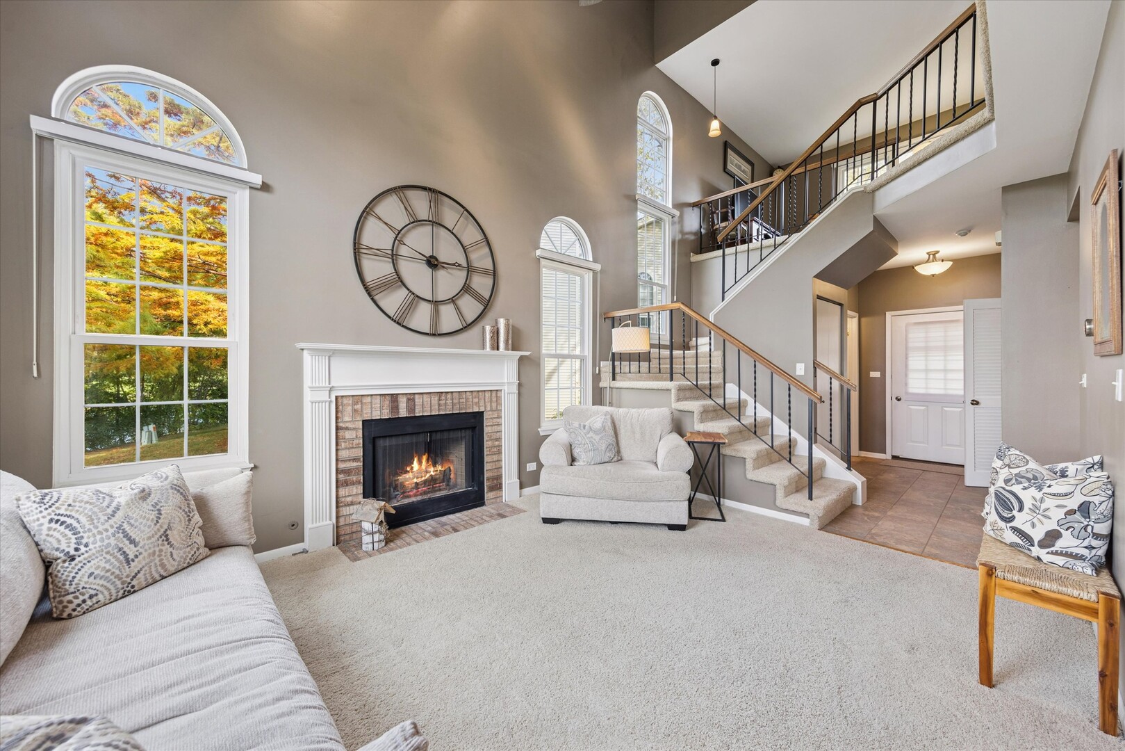 56 N Golfview Court, Glendale Heights, IL 60139