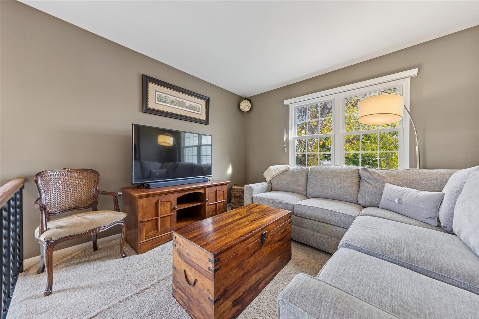 56 N Golfview Court, Glendale Heights, IL 60139