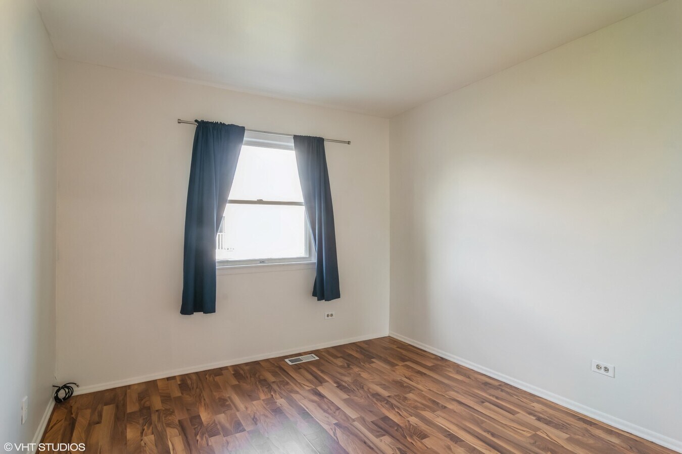 329 David Court #B, Bartlett, IL 60103