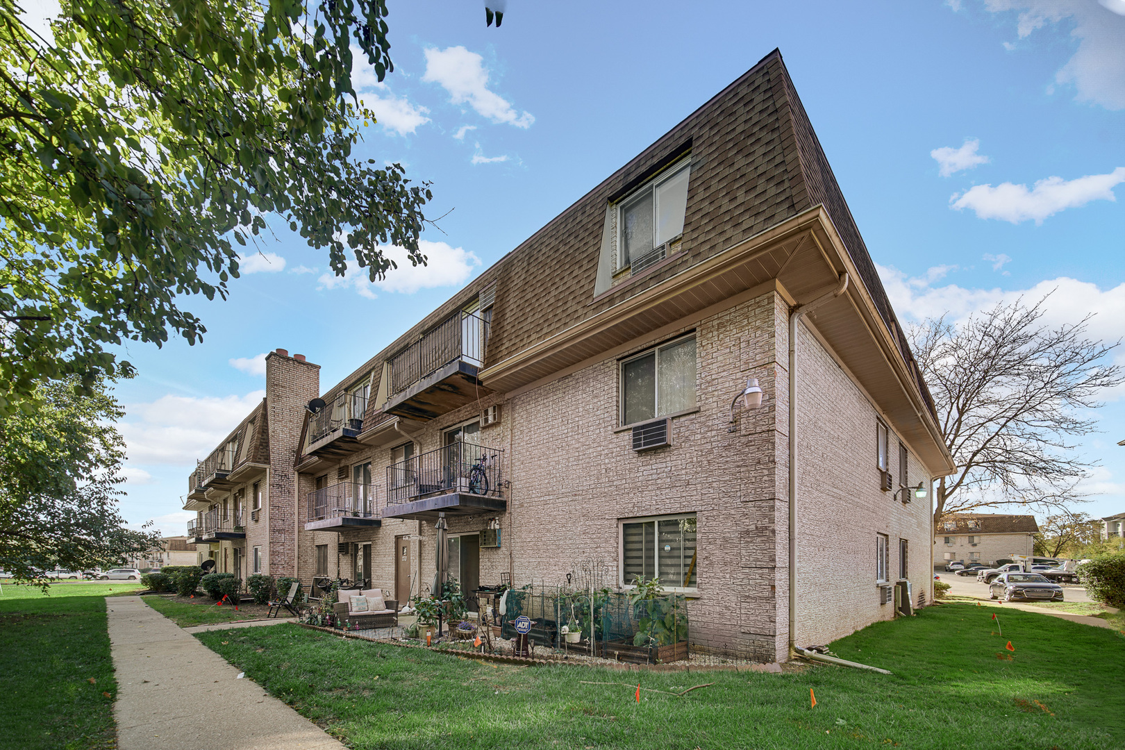 270 Shorewood Drive #GA, Glendale Heights, IL 60139