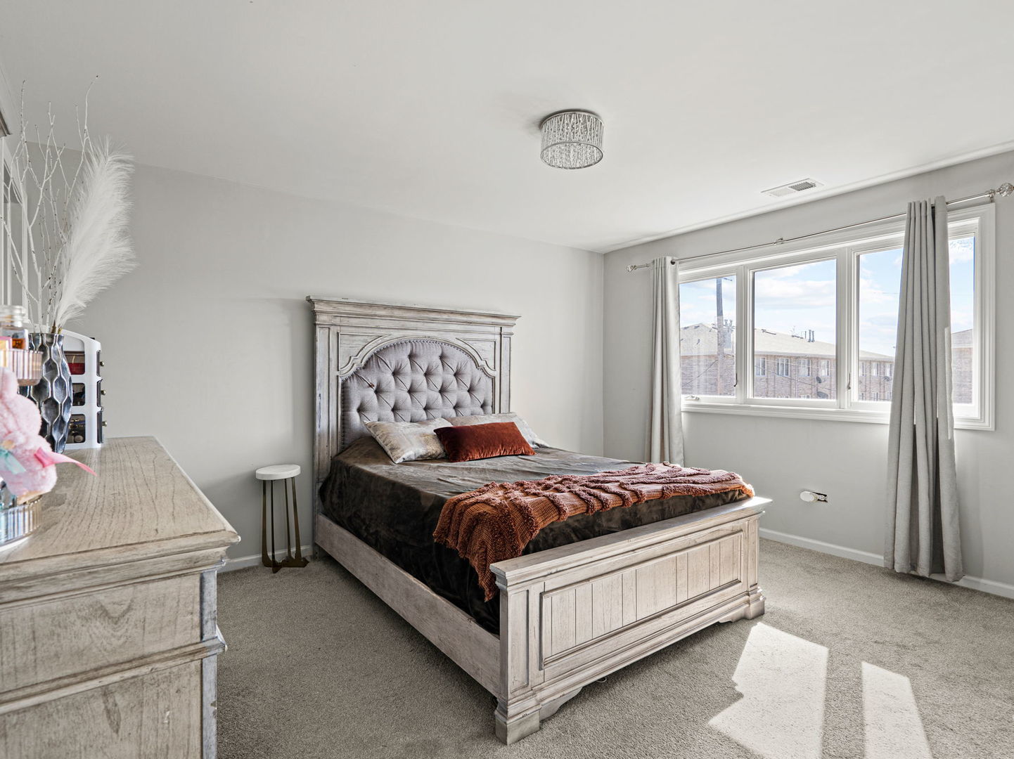 6659 W 64th Place #305, Chicago, IL 60638