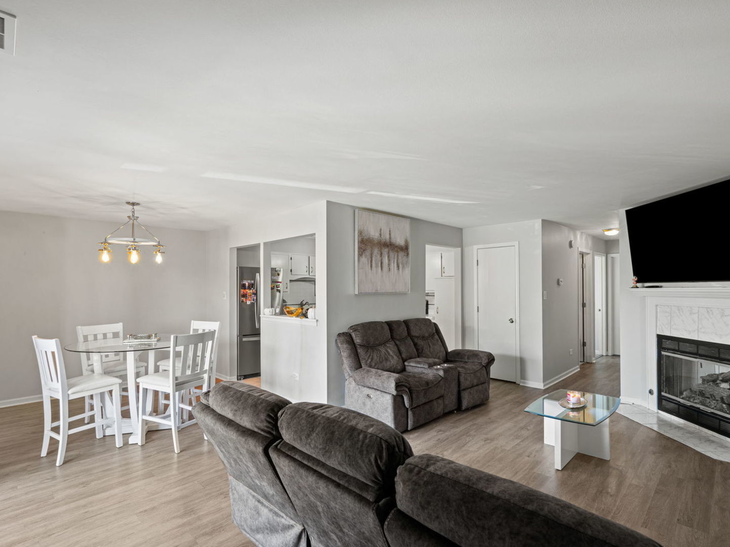 6659 W 64th Place #305, Chicago, IL 60638