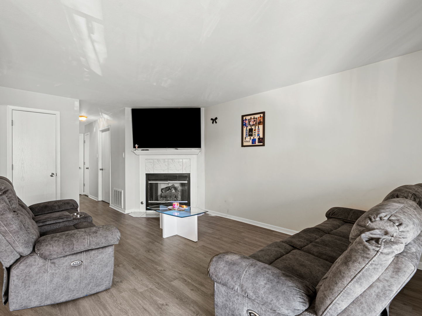 6659 W 64th Place #305, Chicago, IL 60638