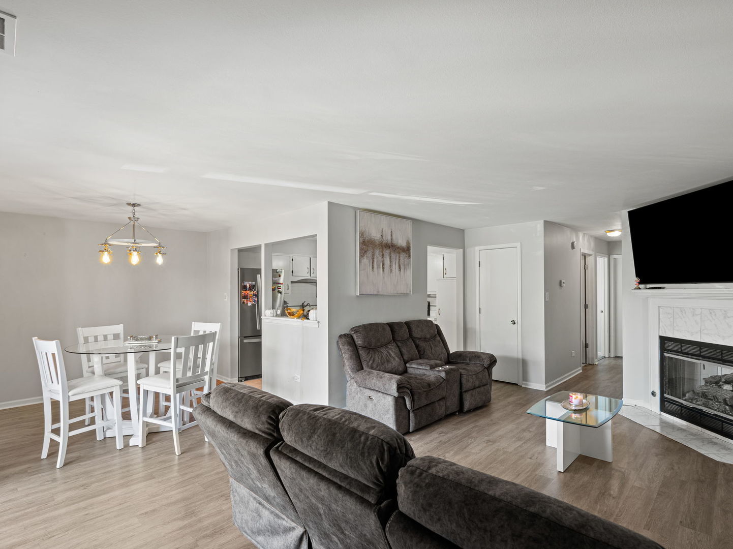 6659 W 64th Place #305, Chicago, IL 60638