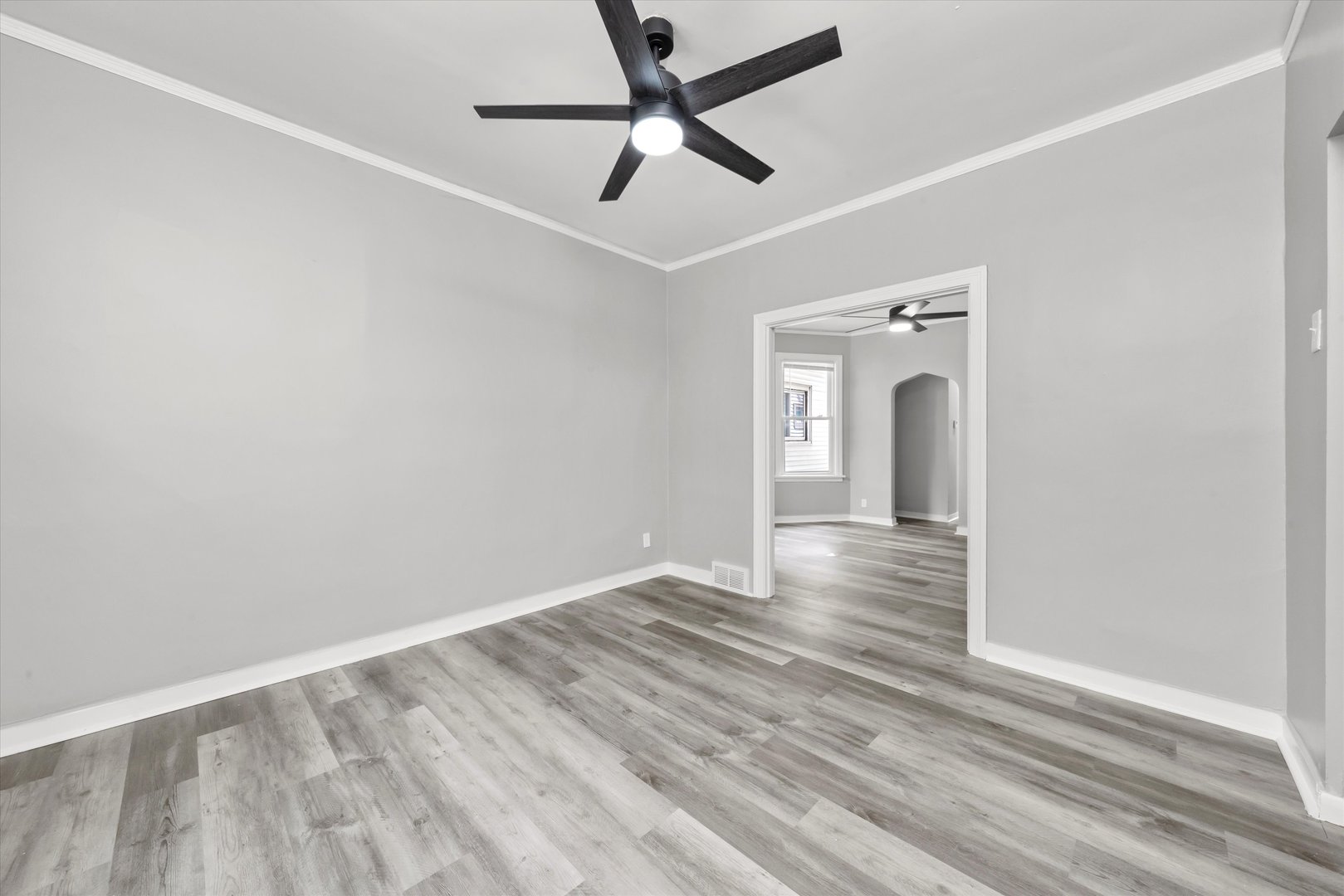 27 E 117th Place, Chicago, IL 60628